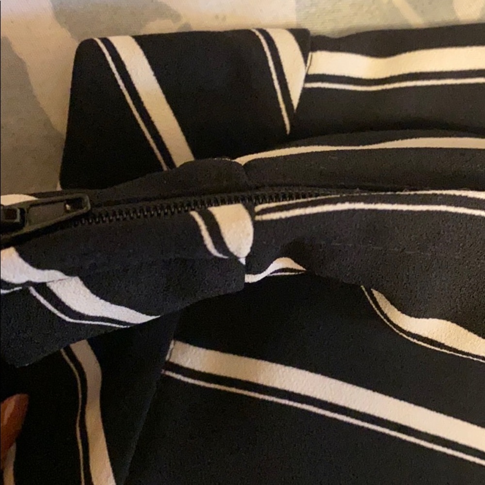 Black & White Striped Palazzo Pants - Picture 5 of 5